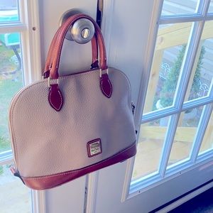 Dooney & Bourke zip zip satchel
